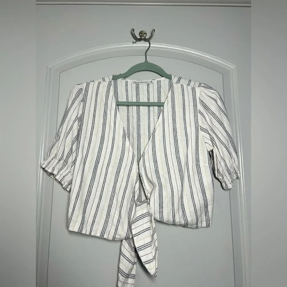 Abercrombie and Fitch Striped Linen Blend Top Blouse size M - Picture 2 of 8